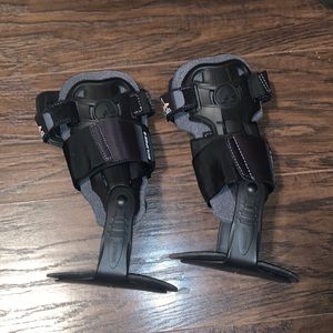 Never worn active ankle, ankle braces